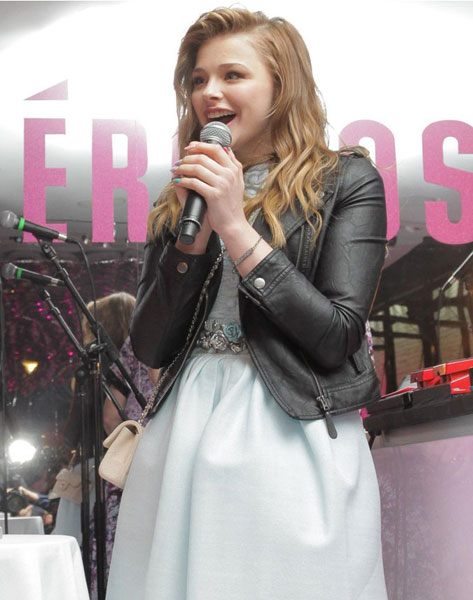 chloe-moretz-birthday-intro