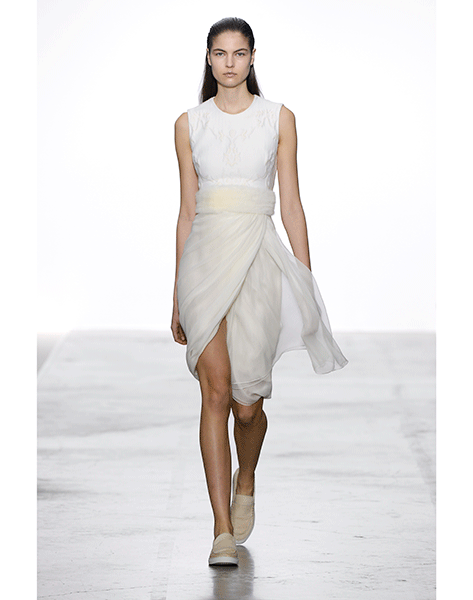 giambattista-valli-fall-winter-13-14-look-09