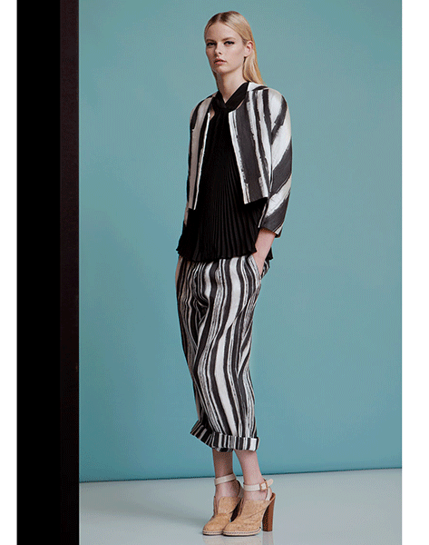 john-galliano-rtw-resort2013-runway-06_135908353736