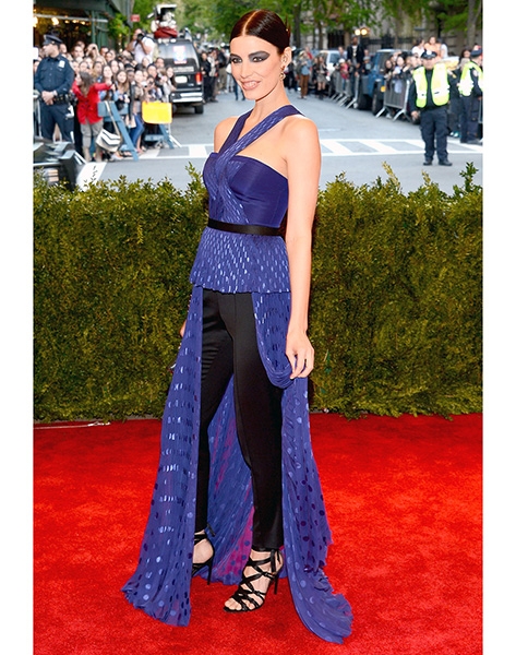 1367891800_jessica-pare-zoom