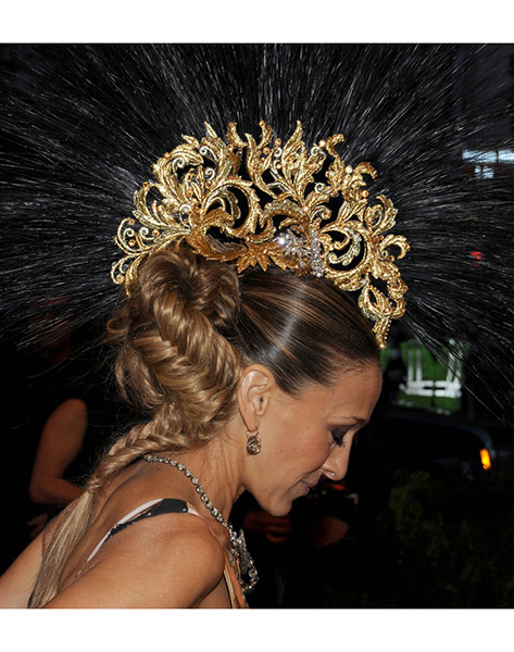 sarah-jessica-parker-met-ball-2013-red-carpet-02