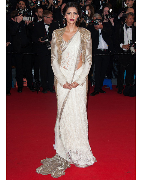 sonam-kapoor-2013-cannes-film-festival-the-great-gatsby-premiere_0