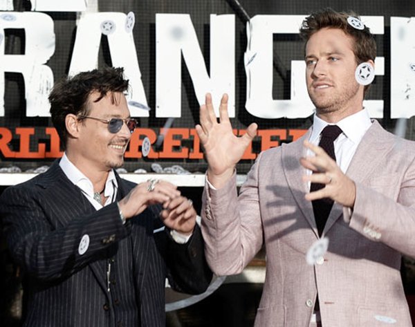 1372001032_johnny-depp-g