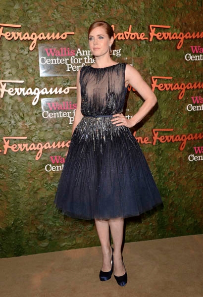 amy-adams-in-elie-saab-couture-wallis-annenberg-center-for-the-performing-arts-inaugural-gala-600x878