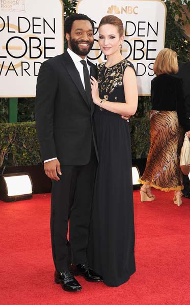 chiwetel-ejiofor-his-girlfriend-sari-mercer-walked-red-carpet-together