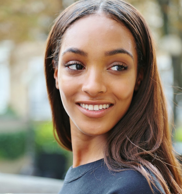 Jourdan Dunn Balenciaga  (1)
