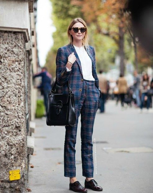 KIYAFETLERİNİZİ ÖZGÜVENLE TAŞIMANIN 5 YOLU 1