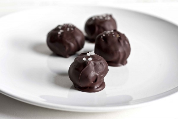 ChocolateAlmondBalls1a