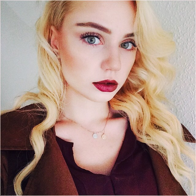 1530726_1487403358211827_221296366_n