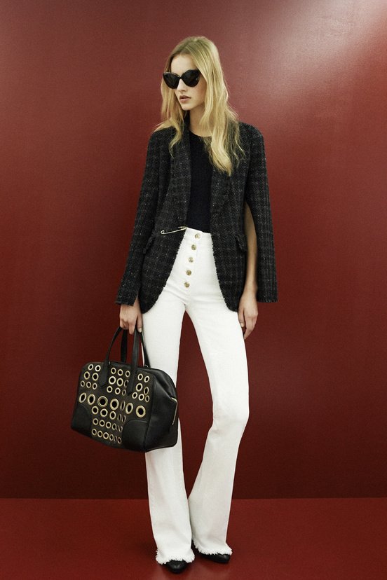 05_717074332_north_552x