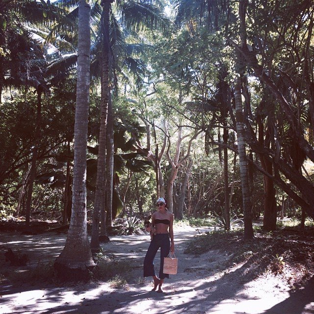 10890713_1566160000308136_1129920303_n