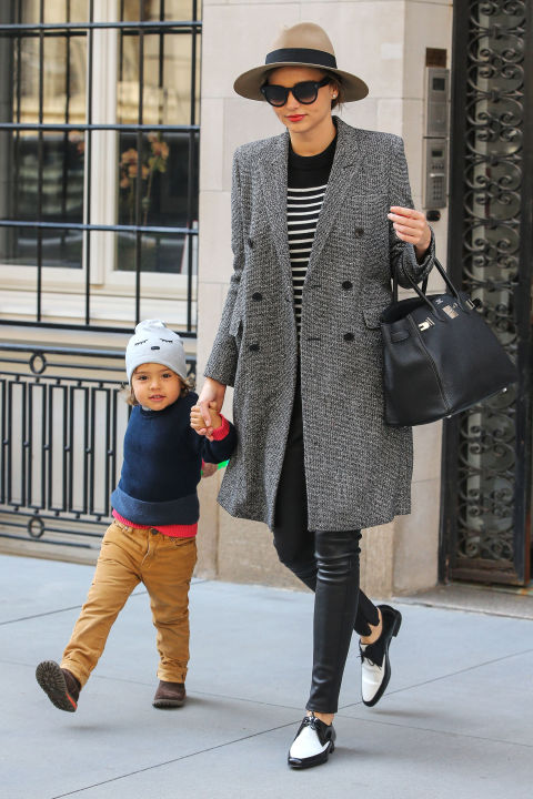 54bea6acdf8bd_-_hbz-leather-pants-07