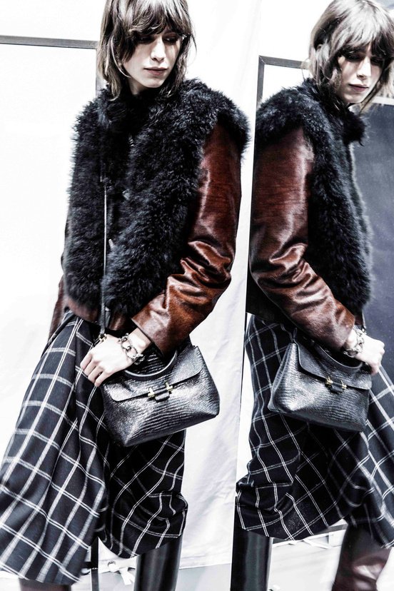 lanvin_002_1366_298576433_north_552x