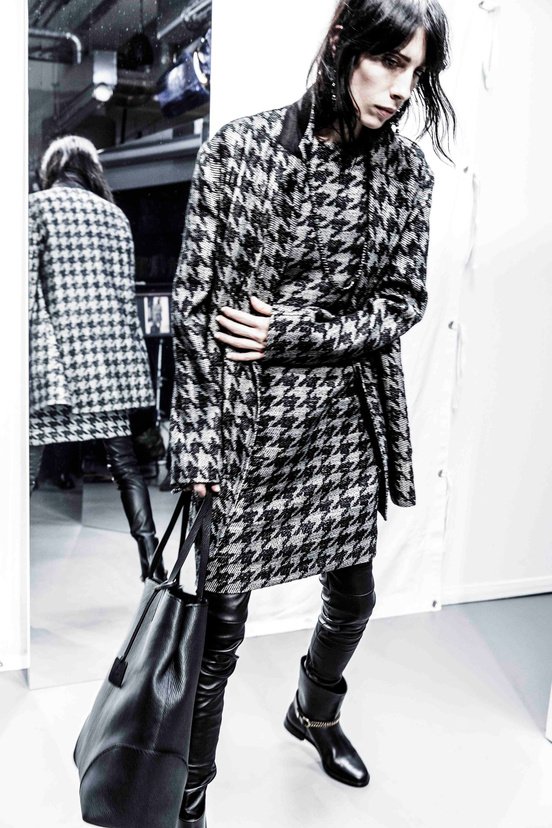 lanvin_014_1366_503176362_north_552x