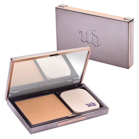 KUSURSUZ GÜZELLİK SELFIE'LERİNDE KULLANILAN EN İYİ 10 FONDÖTEN b