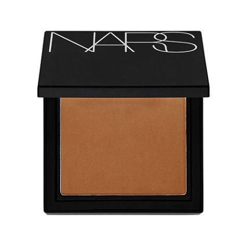 KUSURSUZ GÜZELLİK SELFIE'LERİNDE KULLANILAN EN İYİ 10 FONDÖTEN aa