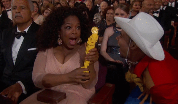 OPRAH GETS A LEGO OSCAR