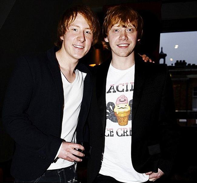 28. Rupert Grint ve İkiz Dublörü Anthony Knight (Harry Potter Serisi)