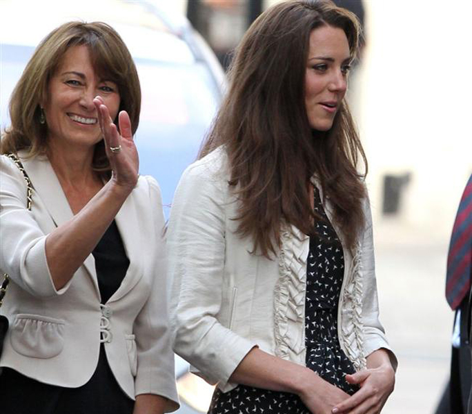 Kate Middleton ve annesi Carole