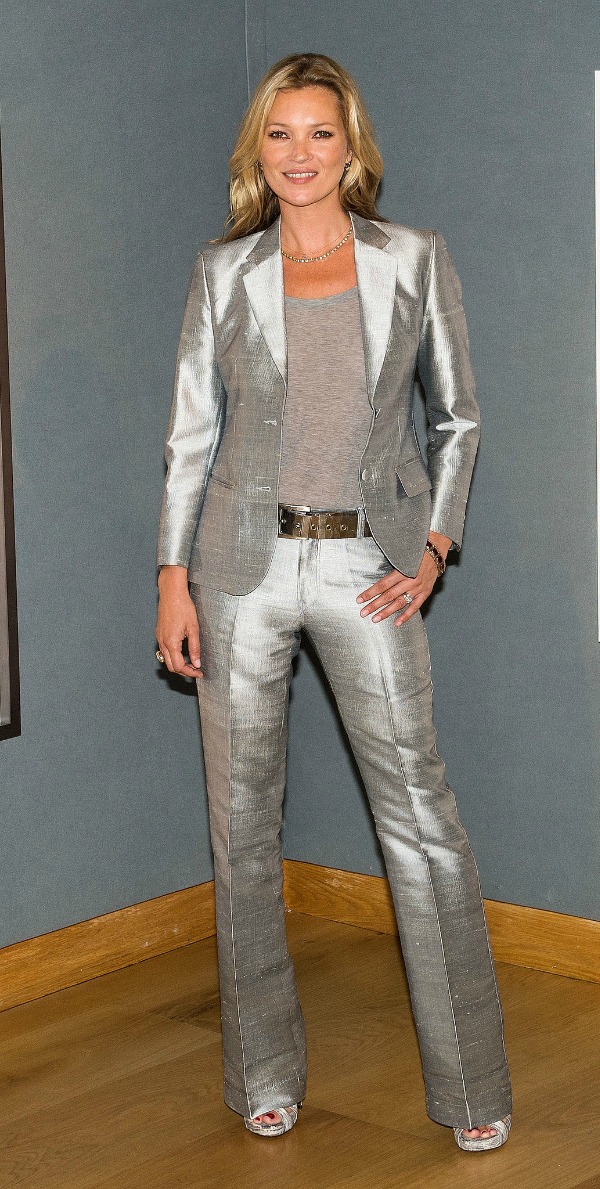 Kate-Moss-unveiled-her-Christie-auction-slim-metallic-suit