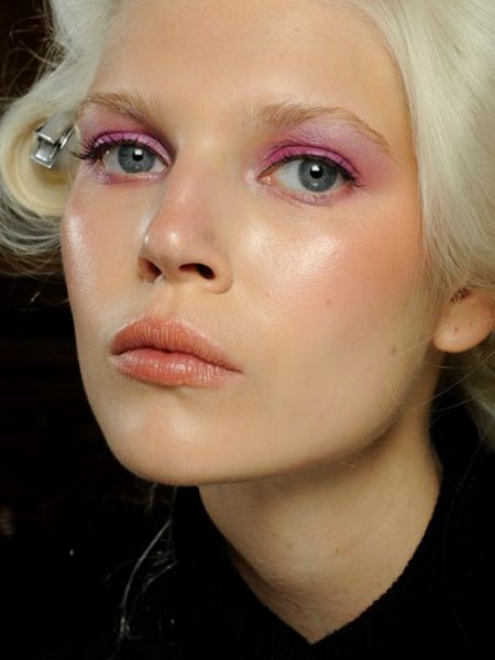 Matthew_Williamson_spring_summer_2015_beauty_backstage