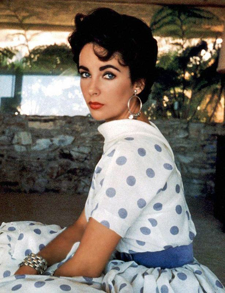 15. eLizabeth Taylor