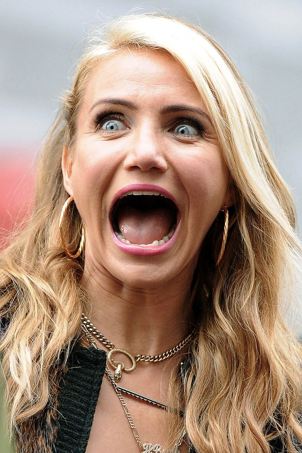 Cameron-Diaz_glamour_8apr14_rex_b_592x888_1