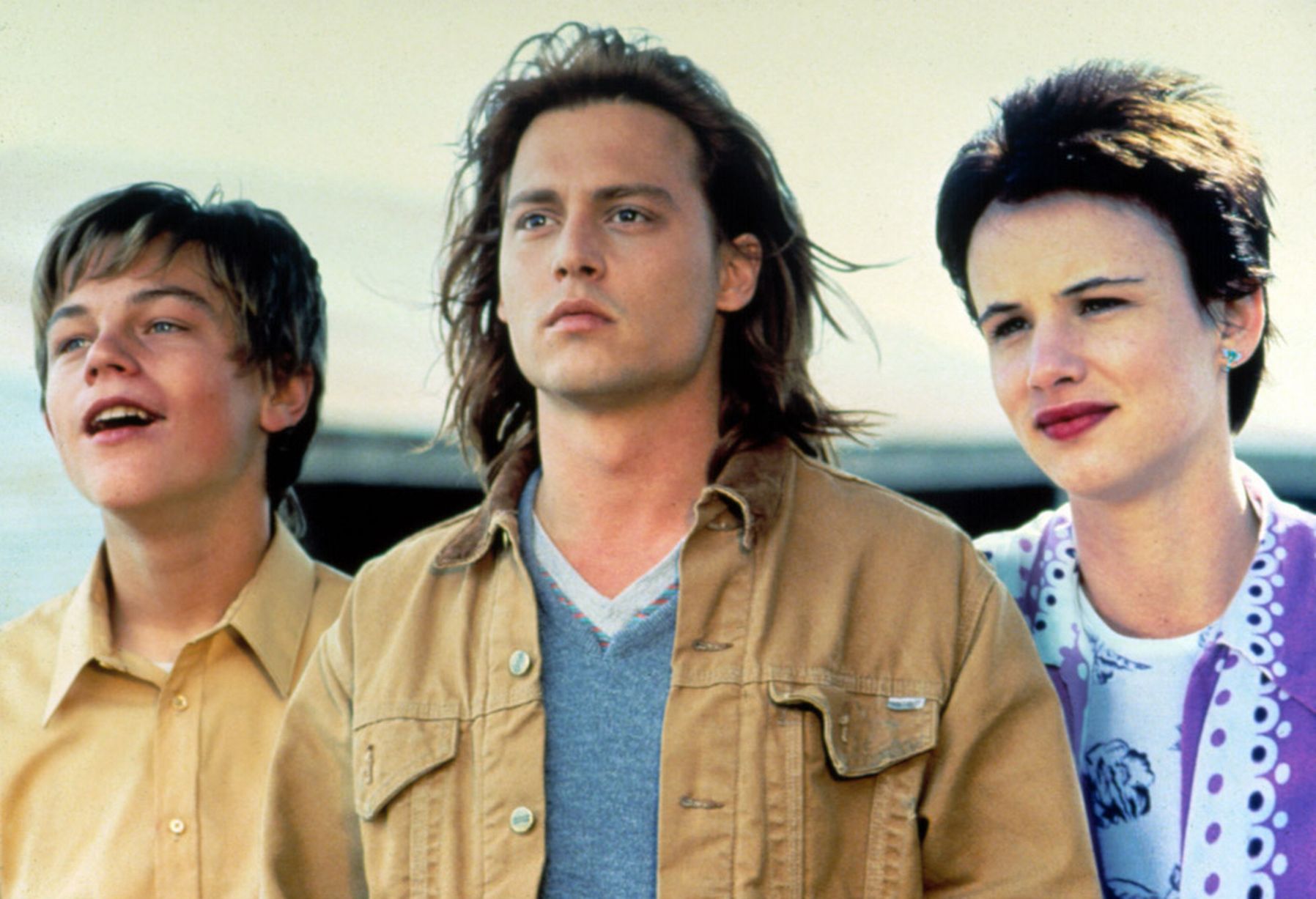 Leonardo-Di-Caprio-Johnny-Depp-Juliette-Lewis-1993WHATS-EATING-GILBERT-GRAPE