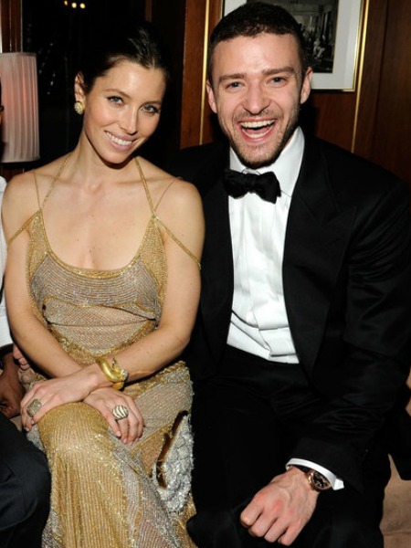 MUTLU ÇİFTLERİN ASLA YAPMADIĞI 10 ŞEY ff