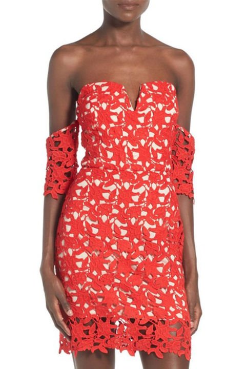 YAZ AYLARINIZA HAREKET KATACAK SEZONUN EN İYİ 9 KIRMIZI ELBİSESİ (5)