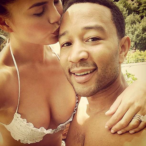 She-had-honeymoon-glow-her-sweet-selfie-John-Legend