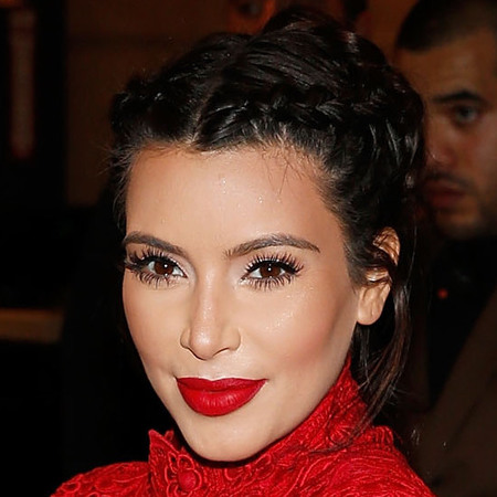 kim-kardashian-pregnant-maternity-wear-red-lace_3