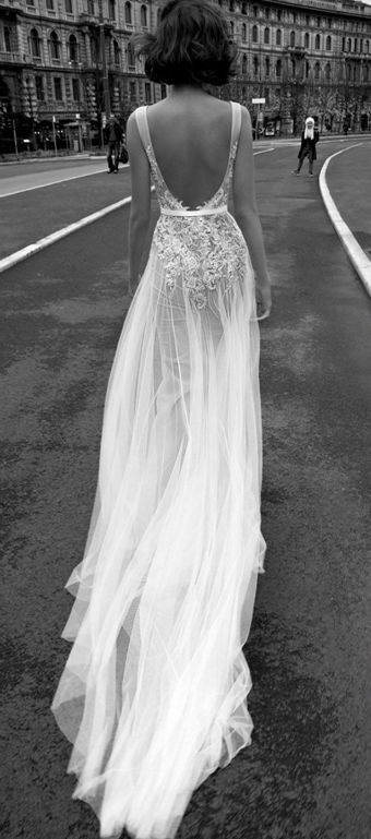 vücudu saran gelinlik modelleri 21