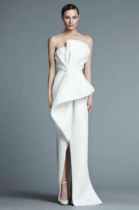 vücudu saran gelinlik modelleri