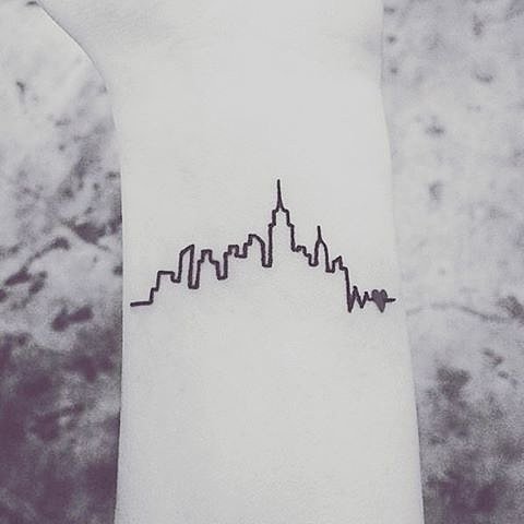 BİLEZİKTEN DAHA ŞIK DURAN 60 BİLEK DÖVMESİ (25)