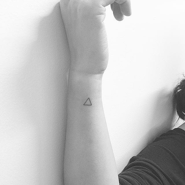 BİLEZİKTEN DAHA ŞIK DURAN 60 BİLEK DÖVMESİ (27)