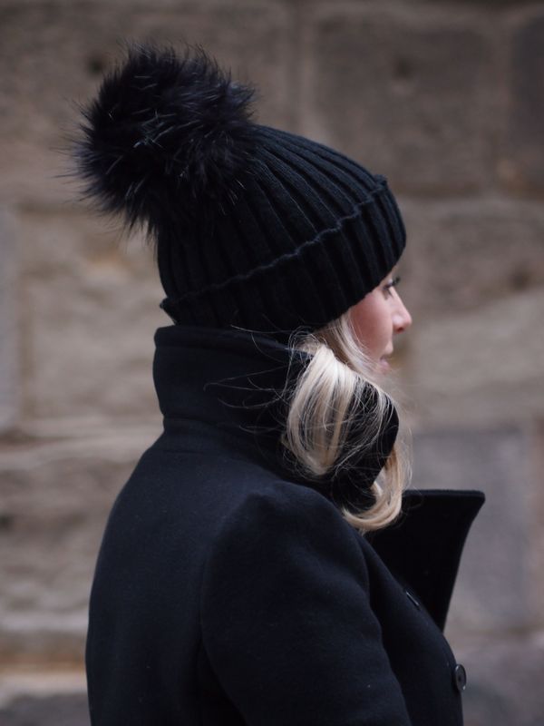 ponponlu şapka modelleri 