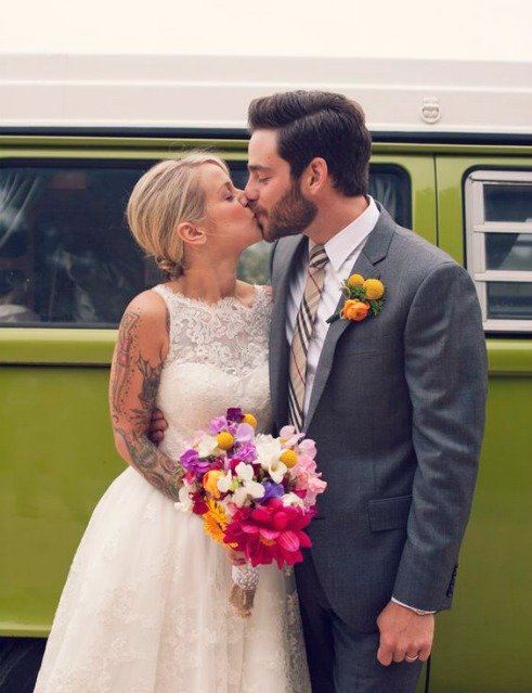 dövmeleriyle göz kamaştıran gelinler 2