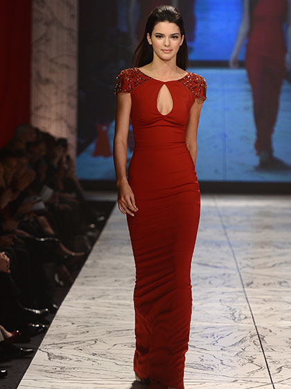 kendall-jenner-2013-the-heart-truth-fashion-show