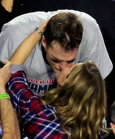 YILIN EN ETKİLEYİCİ 13 ÖPÜCÜĞÜ 