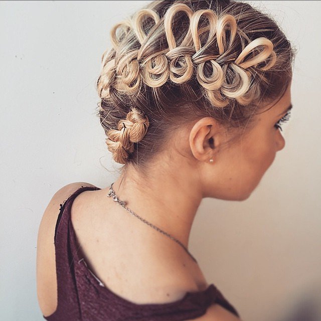 2016 YILINDA DİKKATLERİ SAÇINIZA ÇEKECEK 19 ÖRGÜ (8)