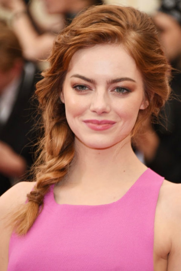 BURCUNUZA GÖRE UYGUN OLAN SAÇ ÖRGÜLERİ 10