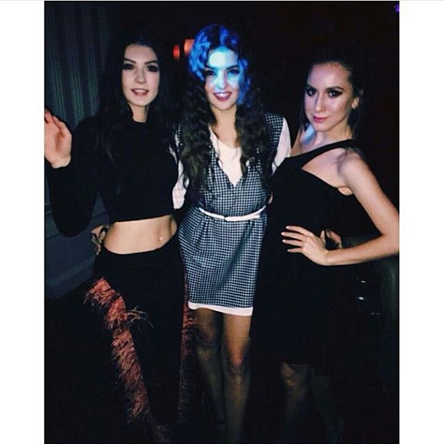 7 ADIMDA BURCU ÖZBERK'İN STİLİNİ YAKALAYIN (6)