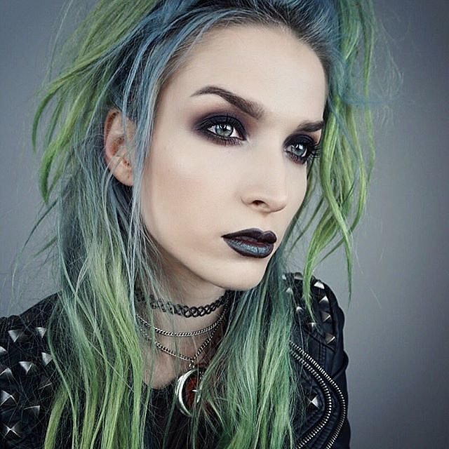 BU YIL INSTAGRAM'DA TAKİP ETMENİZ GEREKEN 32 GÜZELLİK HESABI (10)