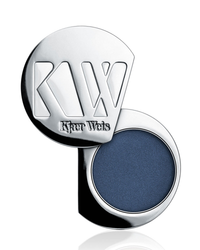 ETKİLEYİCİ KIŞ MAKYAJI İÇİN EDİNMENİZ GEREKEN 10 FAR (10)