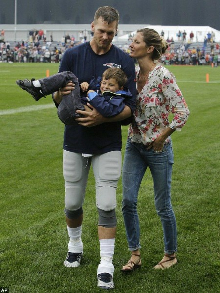 GİSELE BUNDCHEN VE TOM BRADY'NIN DİYETİ