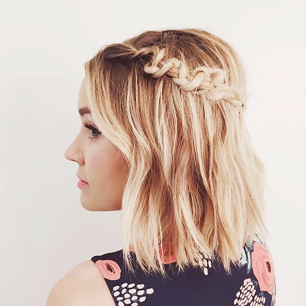 KISA SAÇLARDA MUHTEŞEM DURAN 8 ÖRGÜ MODELİ (5)