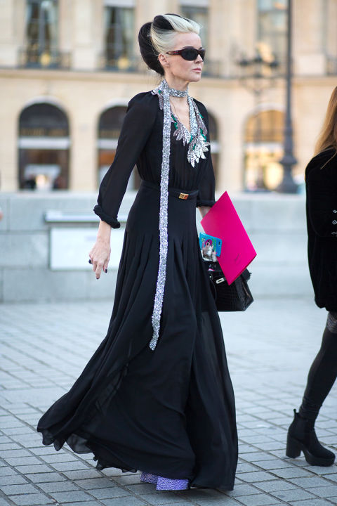 PARİS MODA HAFTASI'NDAN EN İYİ SOKAK STİLİ GÖRÜNÜMLERİ (1)