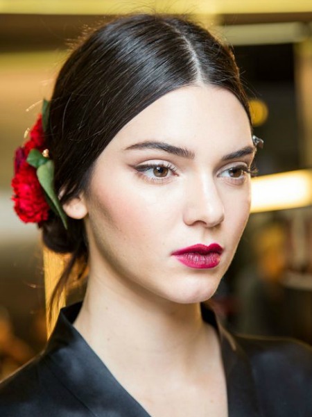 SADECE YAĞLI CİLDİ OLANLARIN BİLDİĞİ 9 SORUN f