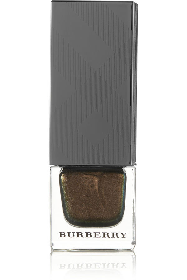 TÜM DİKKATLERİ TIRNAKLARINIZA ÇEKECEK 11 SİMLİ OJE (3)